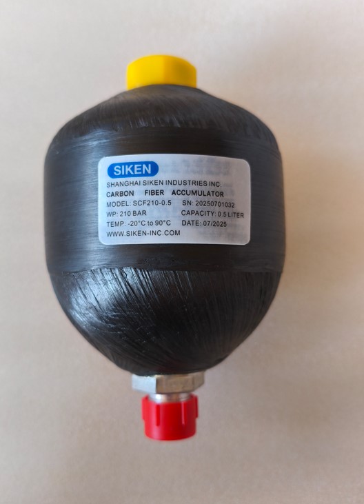 Carbon fiber accumulator